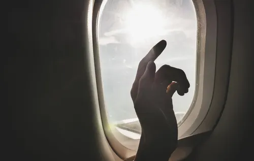 Nay đi học về hình như lướt qua người yêu cũ bạn ạ!