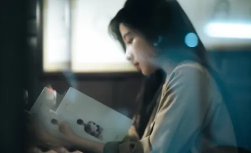 Tạm biệt. Lại một mùa Hạ nữa đến và nán lại muộn xíu xiu.